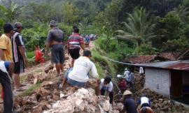 Camat Ponjong Monitoring Langsung Kegiatan Dana Desa