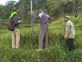 Puasa-Puasa, Naik Turun Gunung Demi Masyarakat