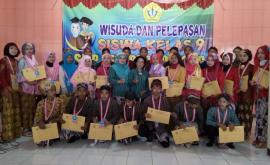 SMP Negeri 3 Ponjong Menggelar Wisuda & Pelepasan Siswa Kelas 9