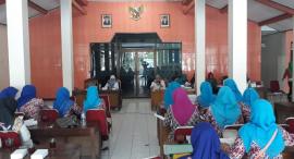 Pembinaan Kelompok P2WKSS Desa Sawahan