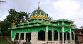 Pemugaran Masjid Al Huda Tengger Mendekati Rampung