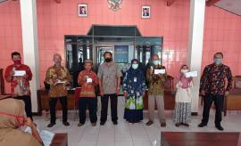 Distribusi Kartu Indonesia Sehat (KIS) PBI APBD